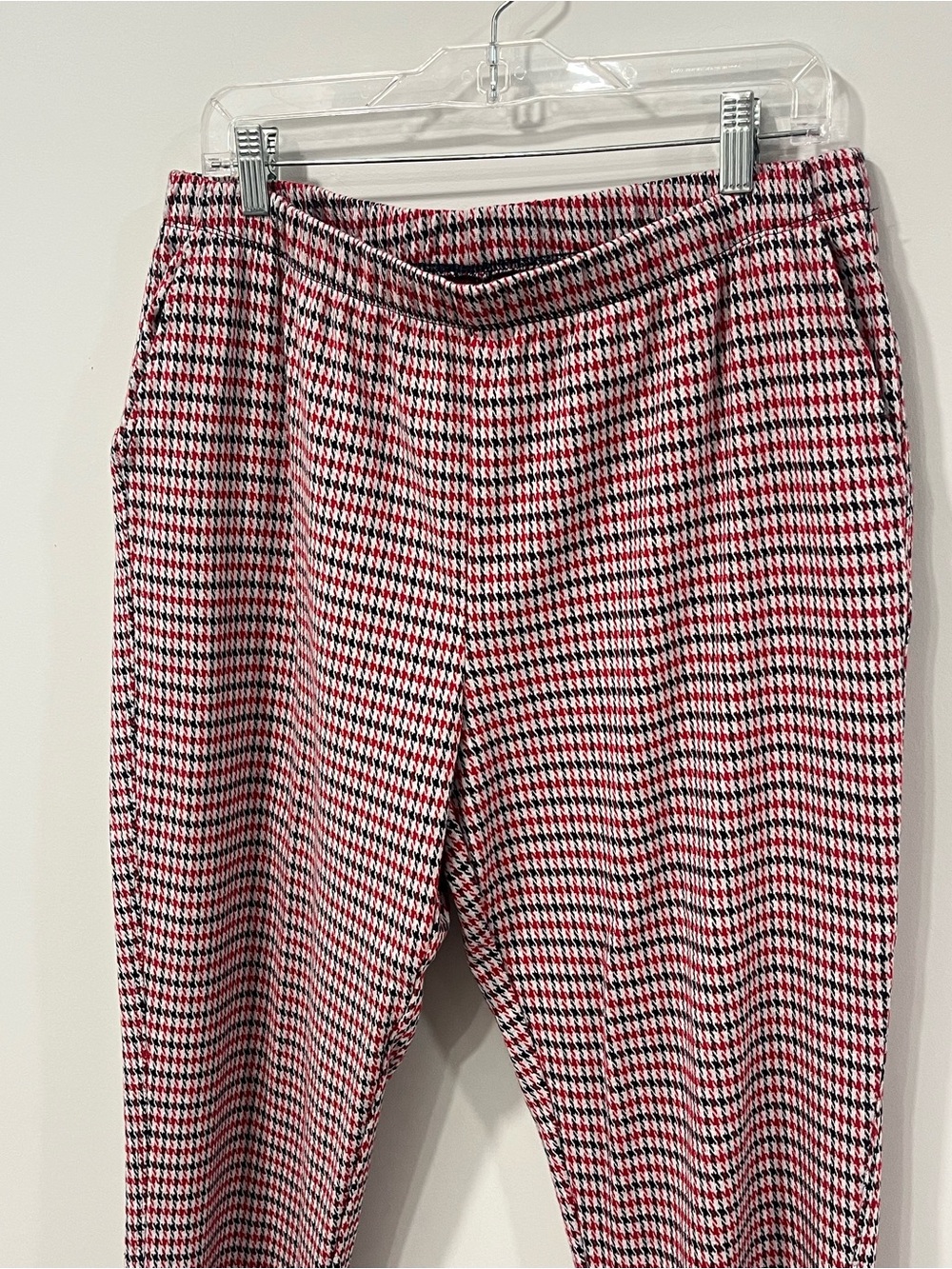Red & Black Houndstooth Women’s Pants